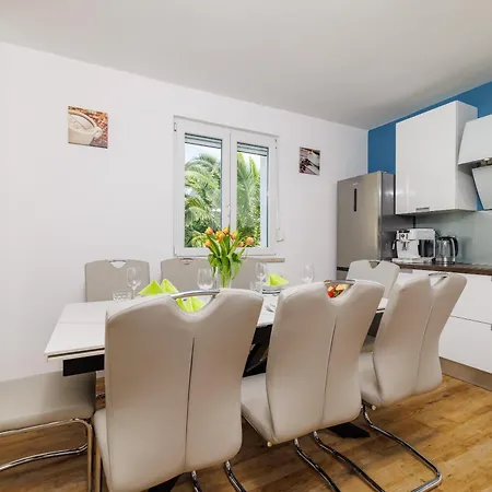 Holiday home Ceca Crikvenica