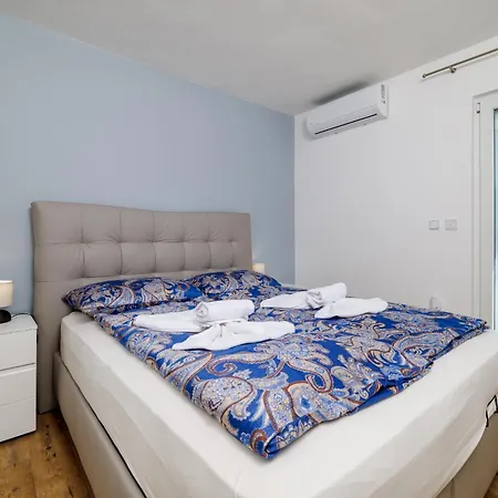 Ceca Dom wakacyjny Crikvenica