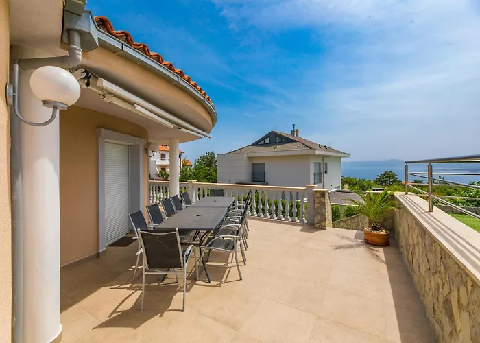 Ceca Prázdninový dům *